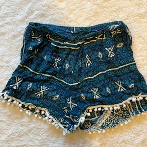 RAGA blue turquoise geometric pattern shorts - size medium